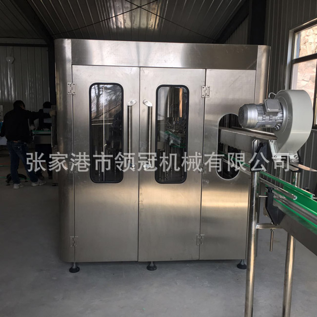 三合一水灌装机